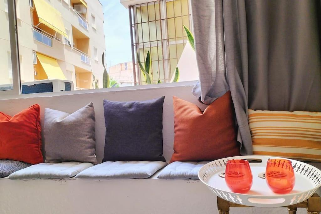 Bonito Apartamento De Dos Dormitorios En El Centro Y Calle San Miguel Torremolinos Eksteriør billede