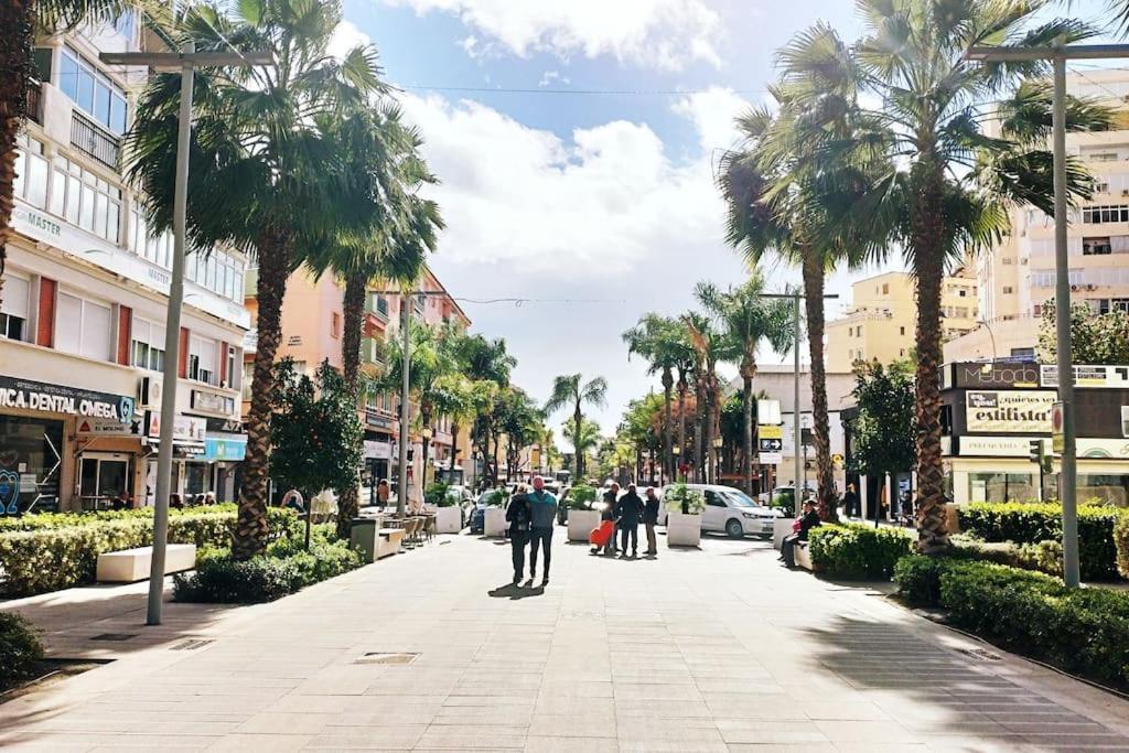 Bonito Apartamento De Dos Dormitorios En El Centro Y Calle San Miguel Torremolinos Eksteriør billede