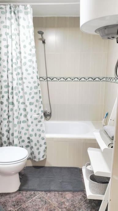 Bonito Apartamento De Dos Dormitorios En El Centro Y Calle San Miguel Torremolinos Eksteriør billede